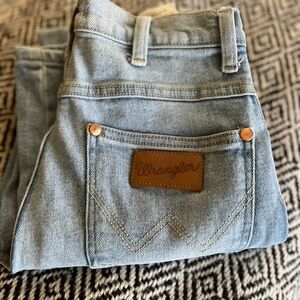 Rare Wrangler Heritage straight Jean in Ebony G90